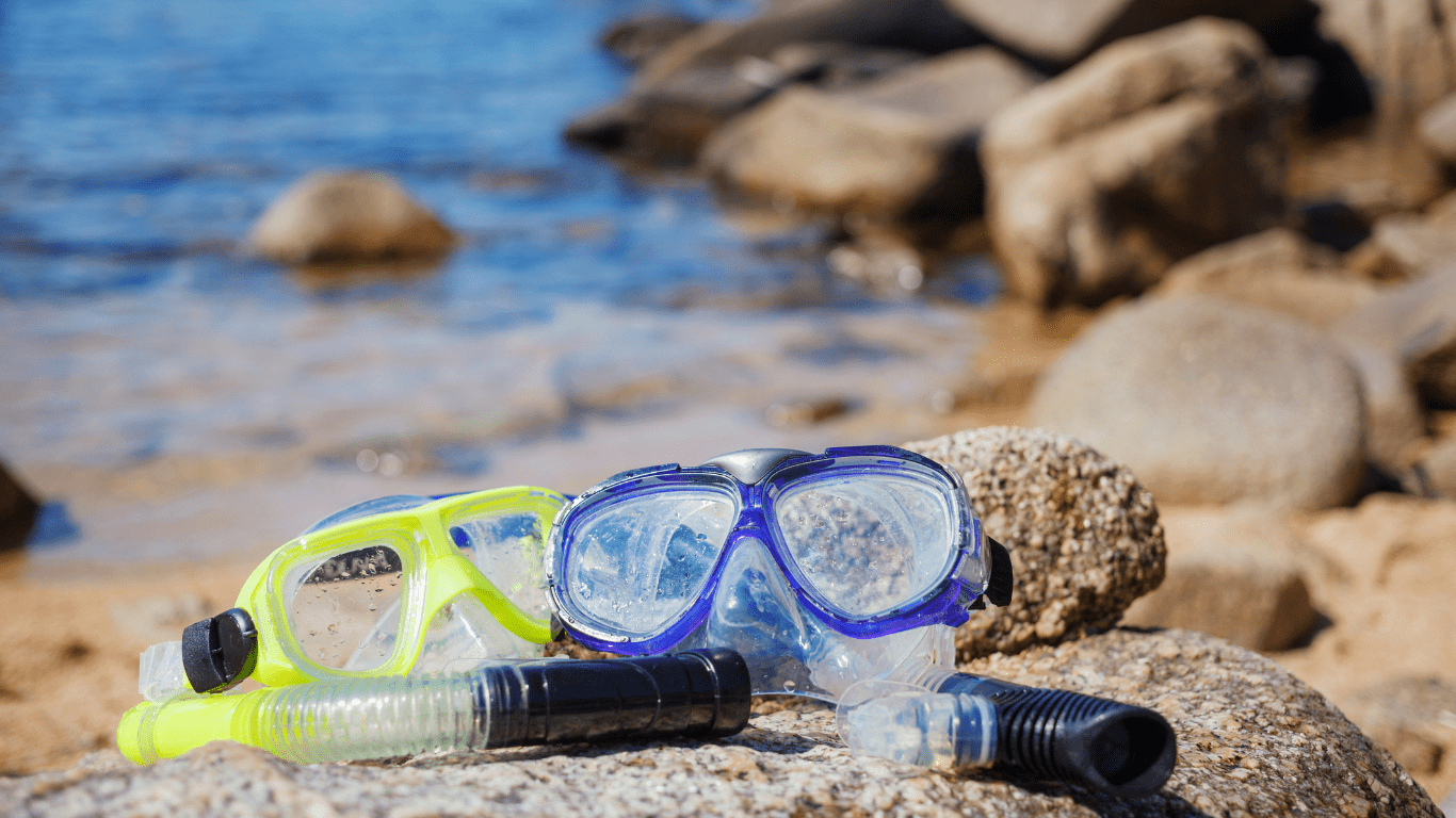 Cuidar la vista en la playa gafas de agua